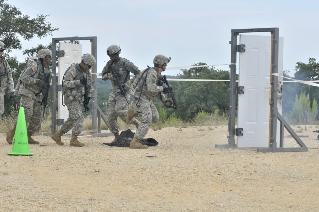Texas Guardsmen train for stateside relief, combat