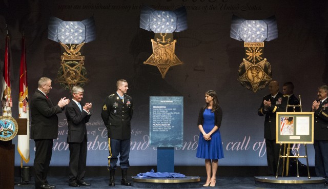 Medal of Honor recipient Ryan Pitts inducted into Hall of Heroes