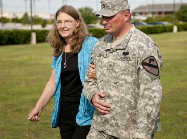 Fort Hood shooting memorial breaks ground