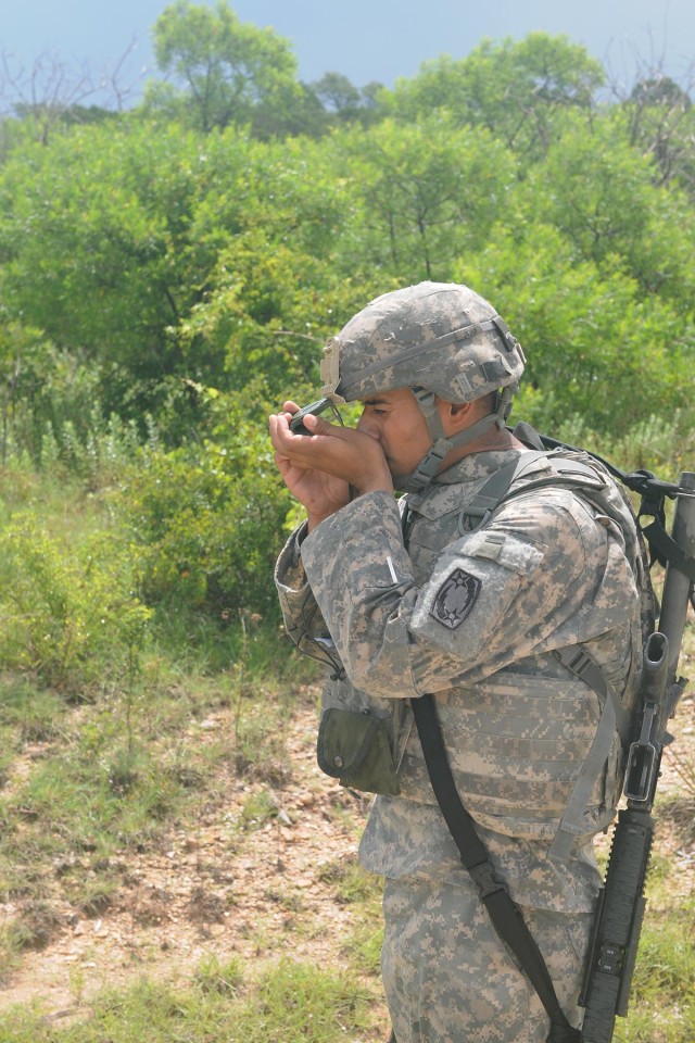 Soldiers compete in Lightning Warrior Week
