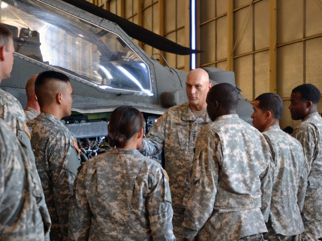 Army Chief of Staff visits 4th CAB