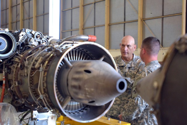 Army Chief of Staff visits 4th CAB