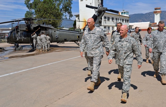 Army Chief of Staff visits 4th CAB
