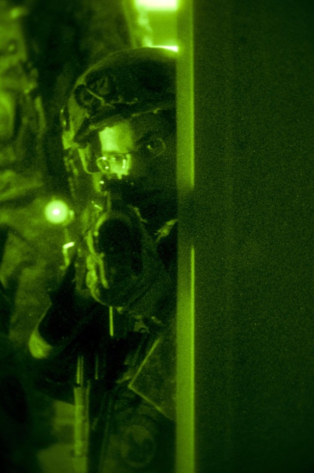 MPs secure hostile target during WAREX