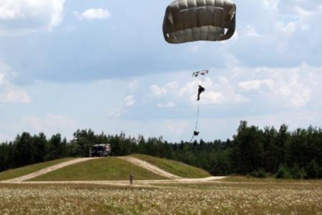 Reserve medical Soldiers embed with active-duty counterparts for Overseas Deployment Training