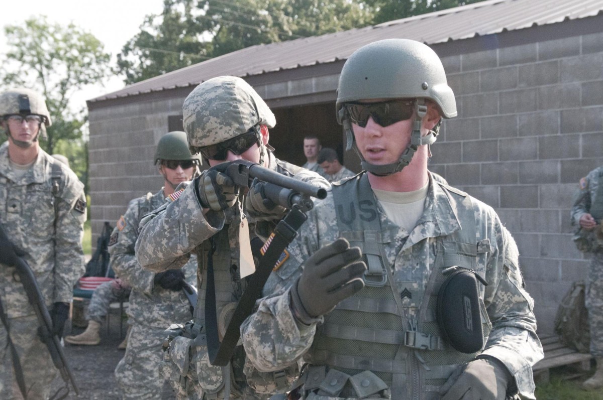 Soldiers gain new experiences on weapons, vehicles | Article | The ...