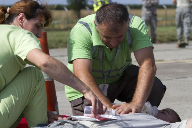 US, Romanian first responders train to battle fires at joint airfield