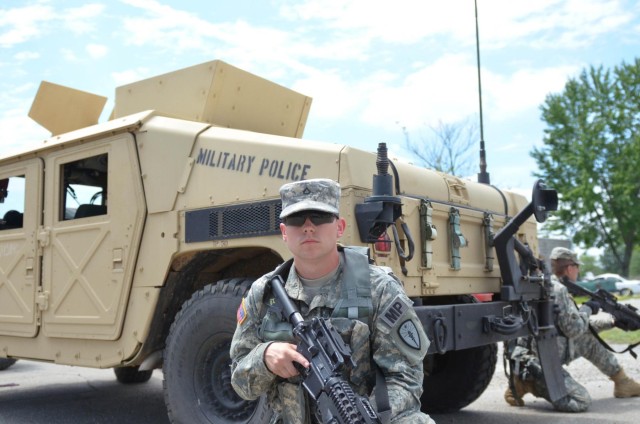 Military police take up simulated defensive position