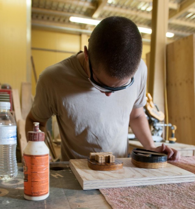 Specialist leads woodshop on KAF