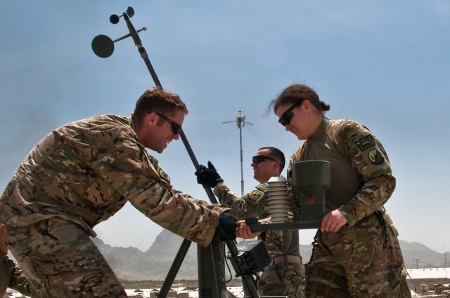 19th EWS Airmen tear down final weather tower in RC-South