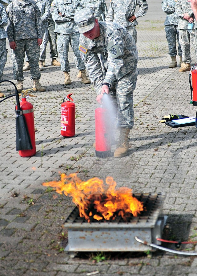 21st TSC shows Soldiers the mechanics of vehicle safety