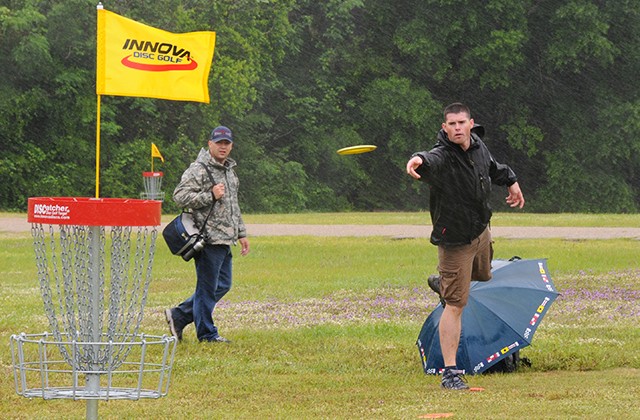 Ace Basket: Disc golf on the rise
