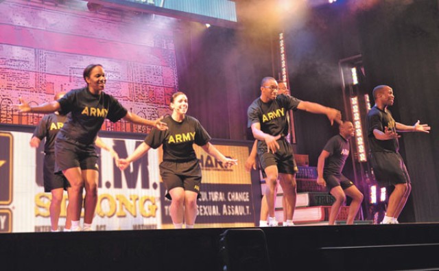 Soldier Show entertains Fort Leonard Wood [Image]