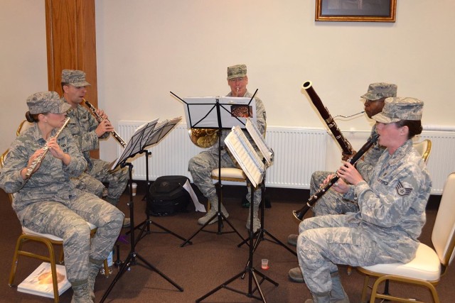 Dunbar takes command of 598th Transportation Brigade