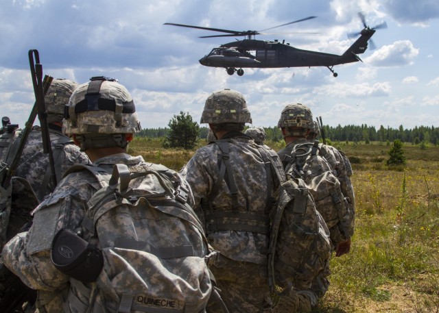 Paratroopers, Latvians develop understanding through training, planning