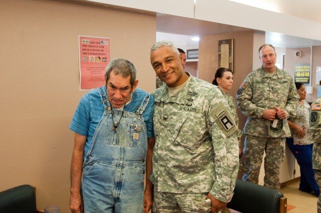 5th AR visits El Paso Living Center residents