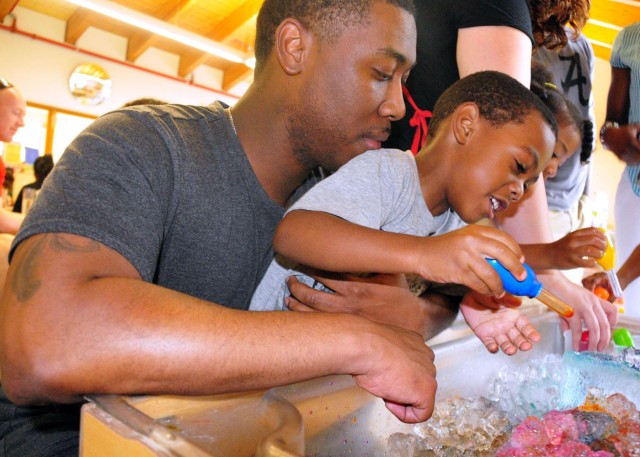 CDC brings parents, kids together with science fair