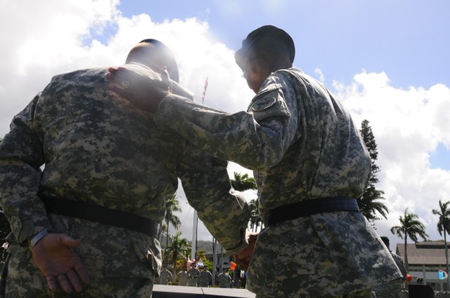 USARPAC Deputy Commanding General Mathews honored with Flying V Ceremony