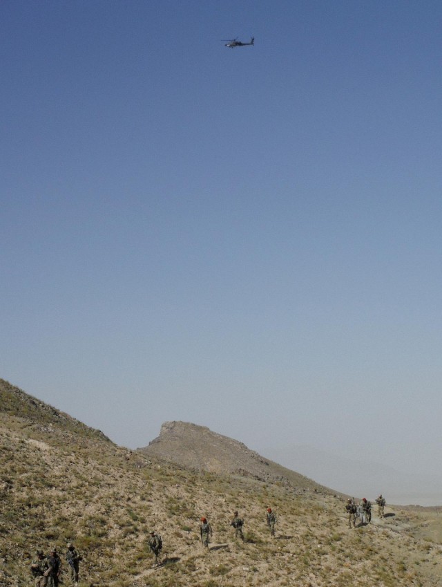 3d Cavalry Regiment platoon conducts mounted, dismounted patrol with ANA's 203rd Corps military police