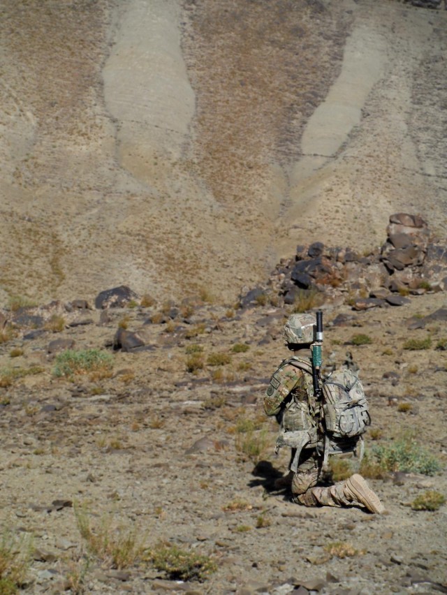 3d Cavalry Regiment platoon conducts mounted, dismounted patrol with ANA's 203rd Corps military police