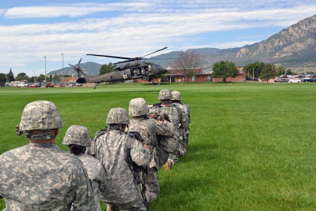 MPs, aviators train together to protect, serve, MedEvac