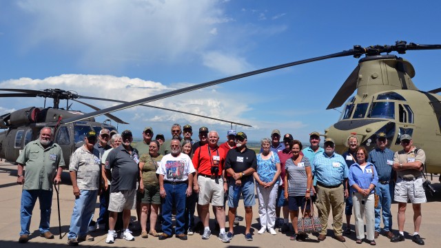 Avionic Vietnam Veterans visit CAB