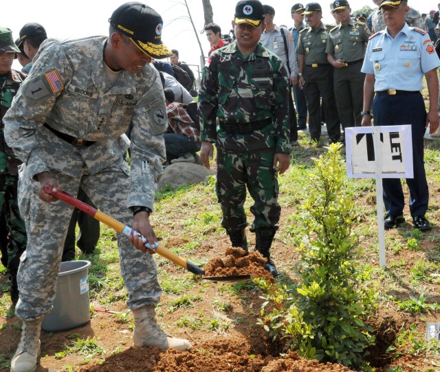 U.S. Army Pacific commanding general planst a miracle tree