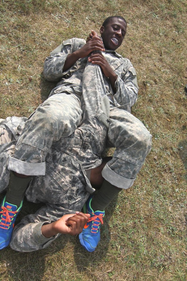 'Sky Soldiers' and 'Iron Wolves' certify on Combatives