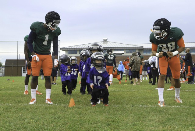 SU Football 2