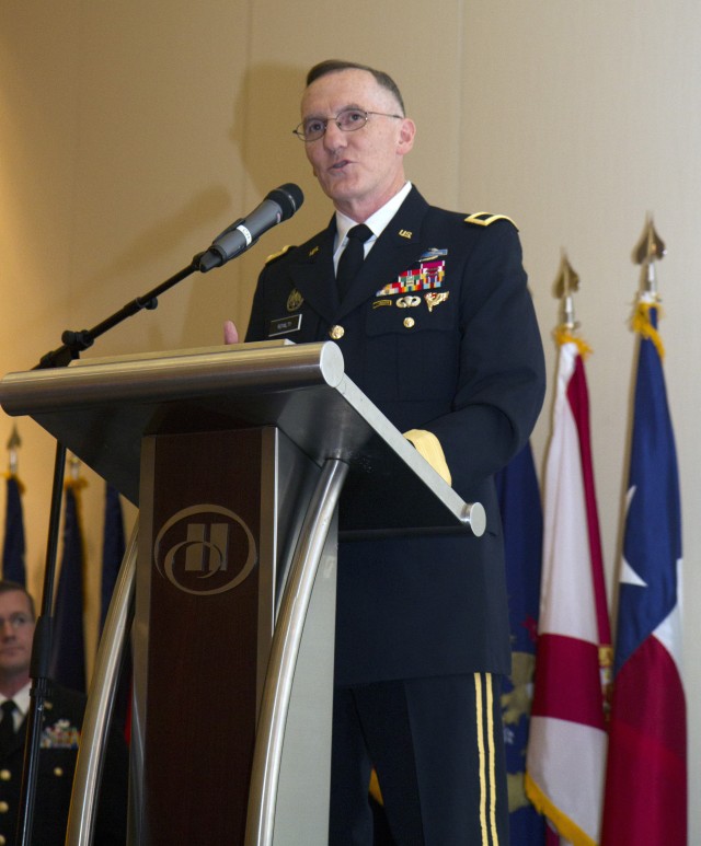 108th Training Command (IET) wins top prize at the 2014 Army Communities of Excellence Awards