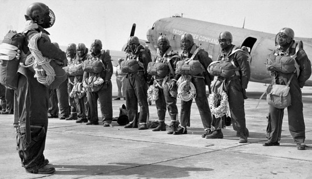 Fort Campbell monument to honor black paratroopers