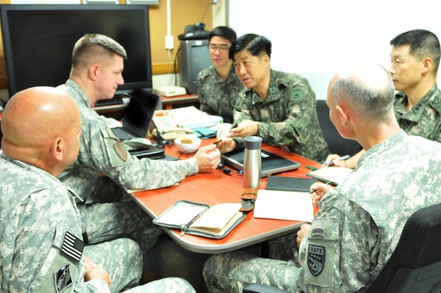 Deployable Command Post, 412th TEC train for real-world contingency at UFG