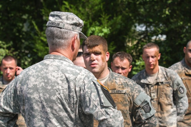 SMA Chandler addresses Soldier, family member questions during Fort Campbell visit
