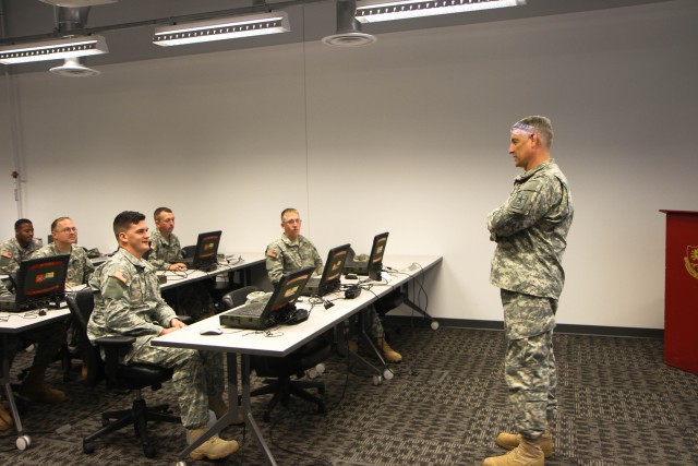 SMA Chandler addresses Soldier, family member questions during Fort Campbell visit