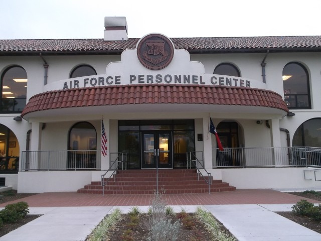 FRR project renovates U.S. Air Force Personnel Center