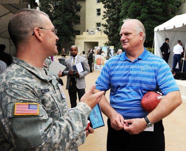 Eric Hipple Speaking with Soldier
