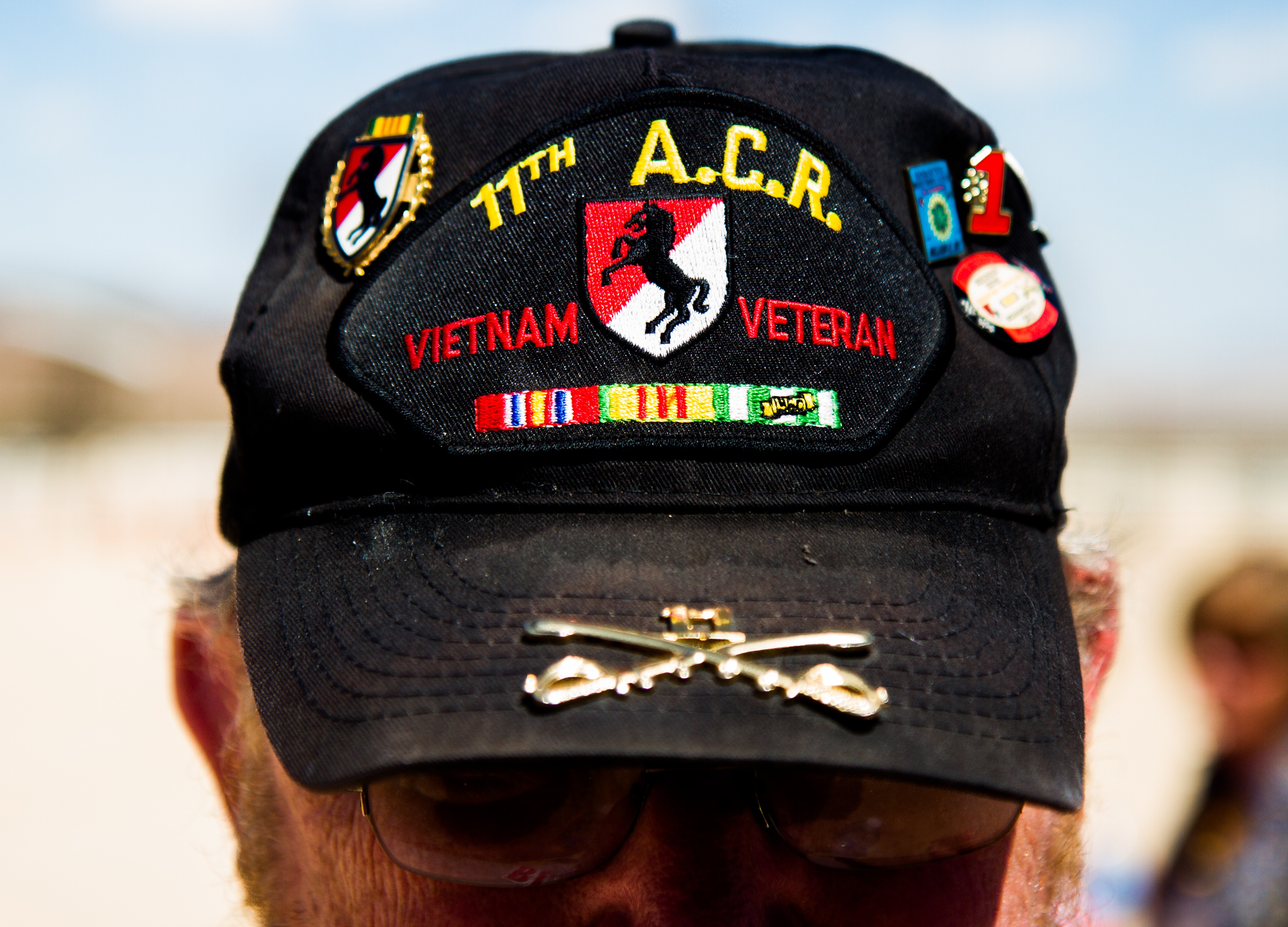 ARMY 11TH ACR ARMORED CAVALRY REGIMENT BLACKHORSE VIETNAM VETERAN HAT W/ RIBBONS 