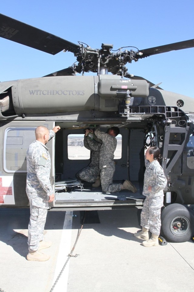 1st Air Cav behavioral health team keeps Soldiers fit to fight