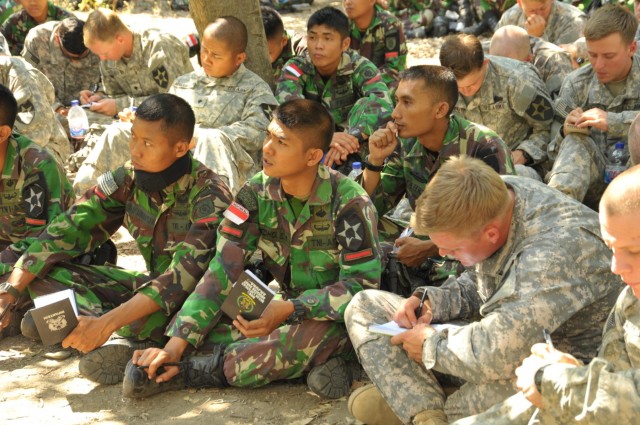 JBLM Soldiers learn valuable jungle techniques