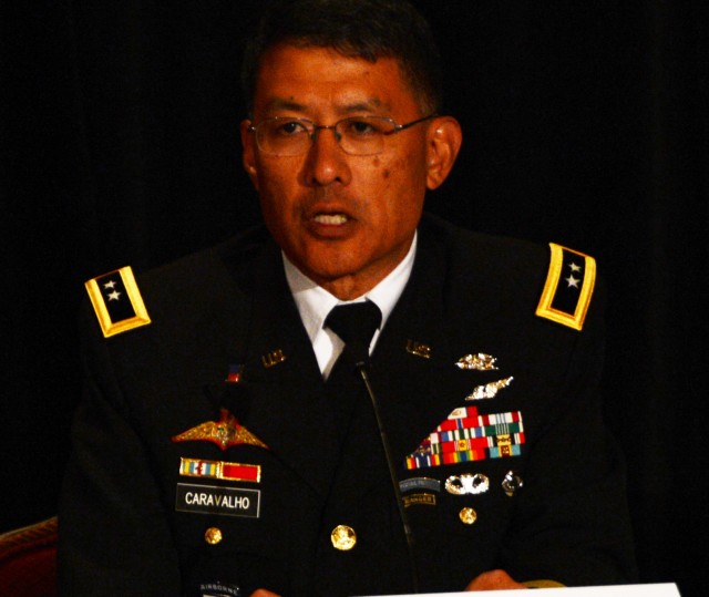 LTG Caravalho chairs AUSA panel