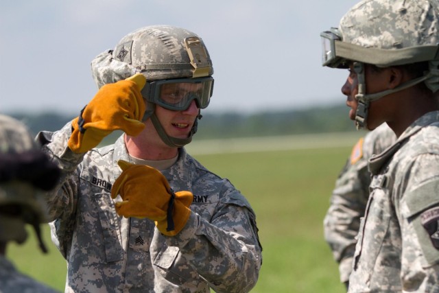 Train as you fight: 584th SMC conducts sling load training