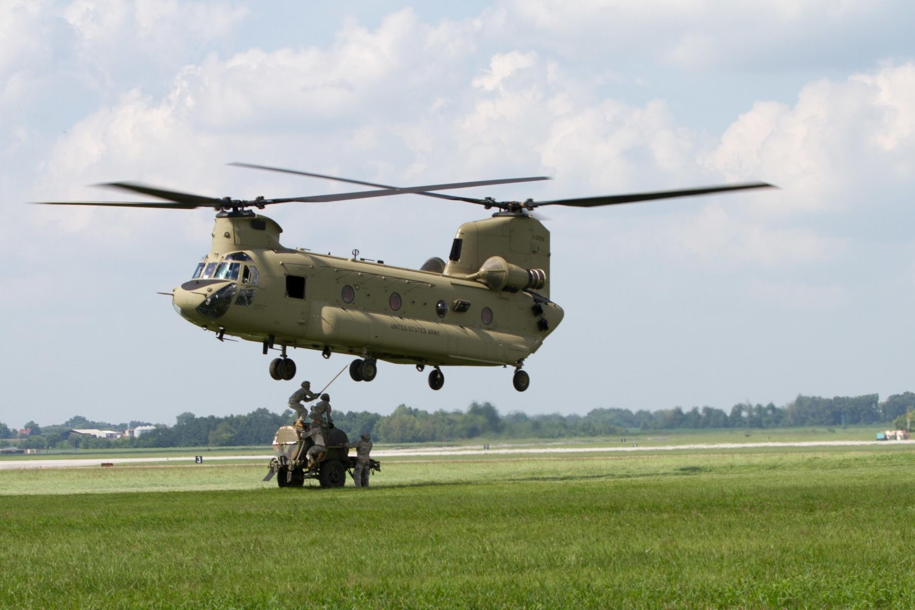 Train As You Fight: 584th Smc Conducts Sling Load Training 