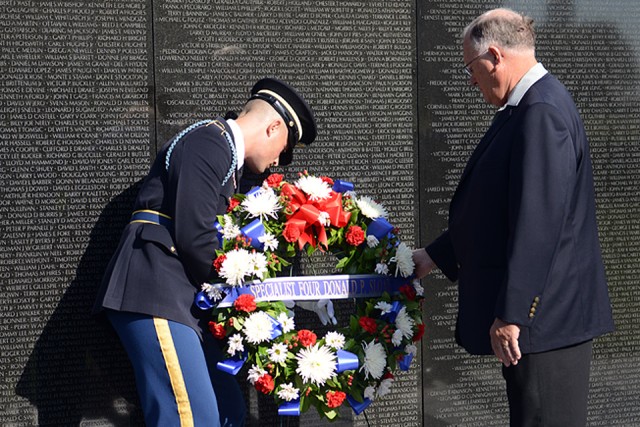 Family of MOH recipient Sloat makes solemn visit to Vietnam Wall