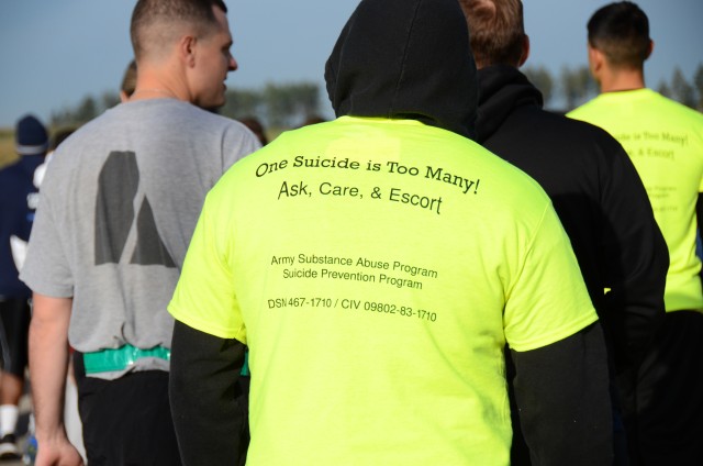Hundreds help raise awareness for suicide prevention at 3k walk/run