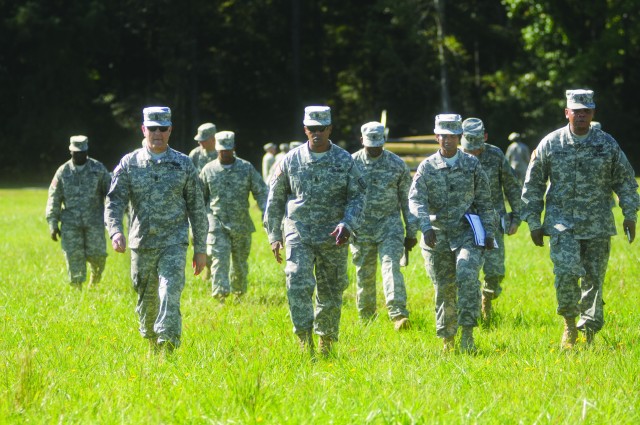 SMA inspects Best Warrior preparations