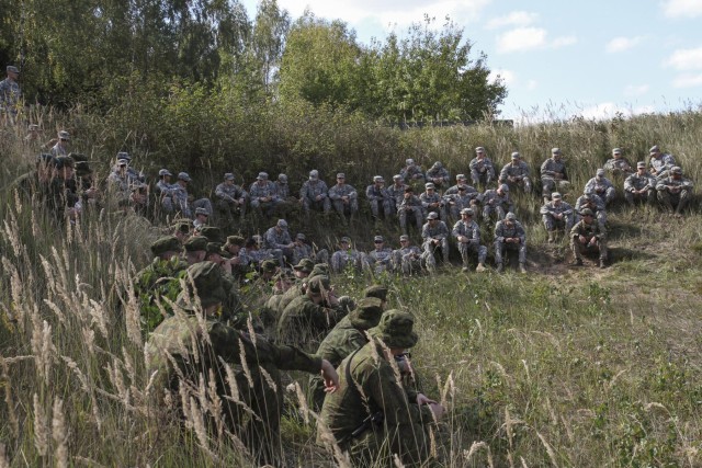 Sky Soldiers train with Iron Wolf Brigade