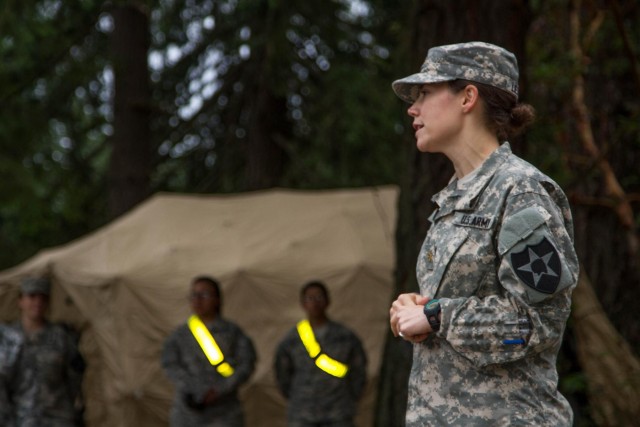 Maj. Liesemer kicks off Sisters in Arms event