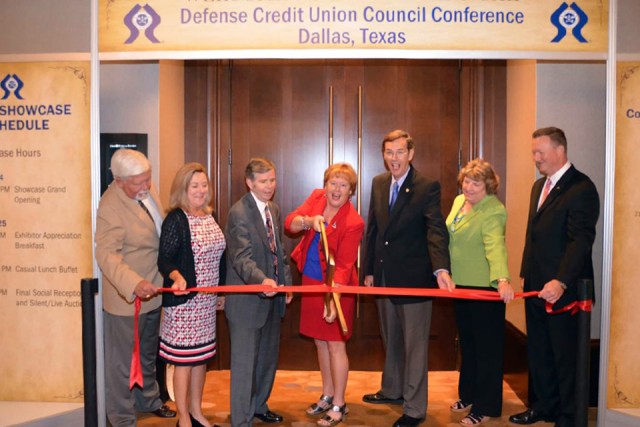 Defense Credit Union Council gives back to service members