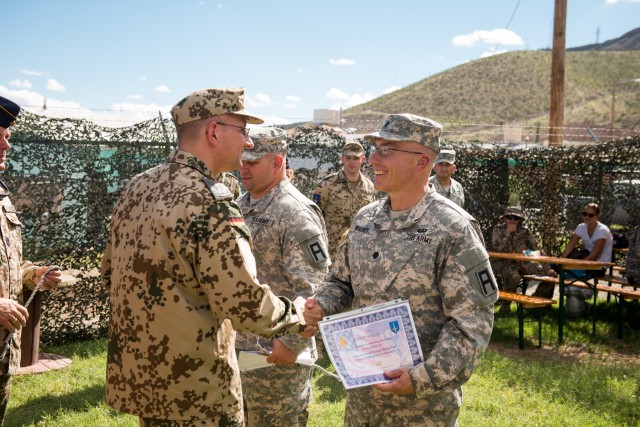 Fort Bliss Soldiers earn German Weapons Proficiency Badges