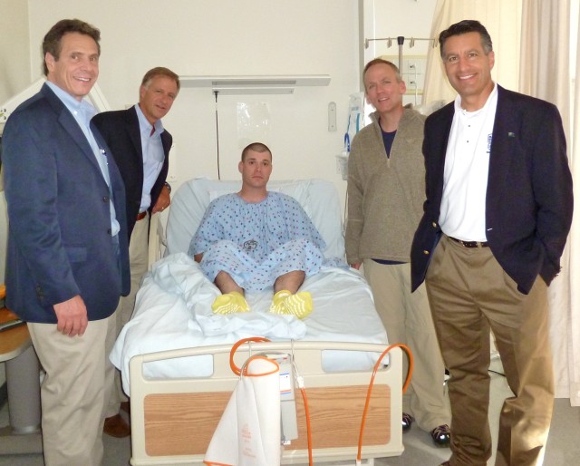 Under Secretary of the Army and governors visit wounded